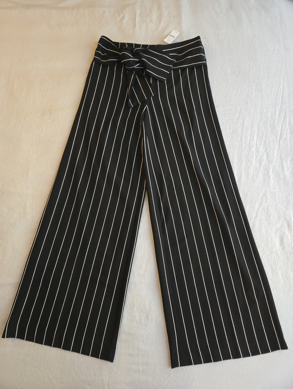 New York & Company Black White Stripe High Rise Palazzo Wide Leg Belt Pants EB5